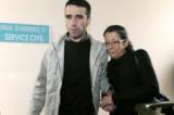 La femme de José-Francisco Serrano Andrade et son fils sortent du tribunal des affaires de Sécurité sociale de Bourg-en-Bresse, lundi 10 mai.